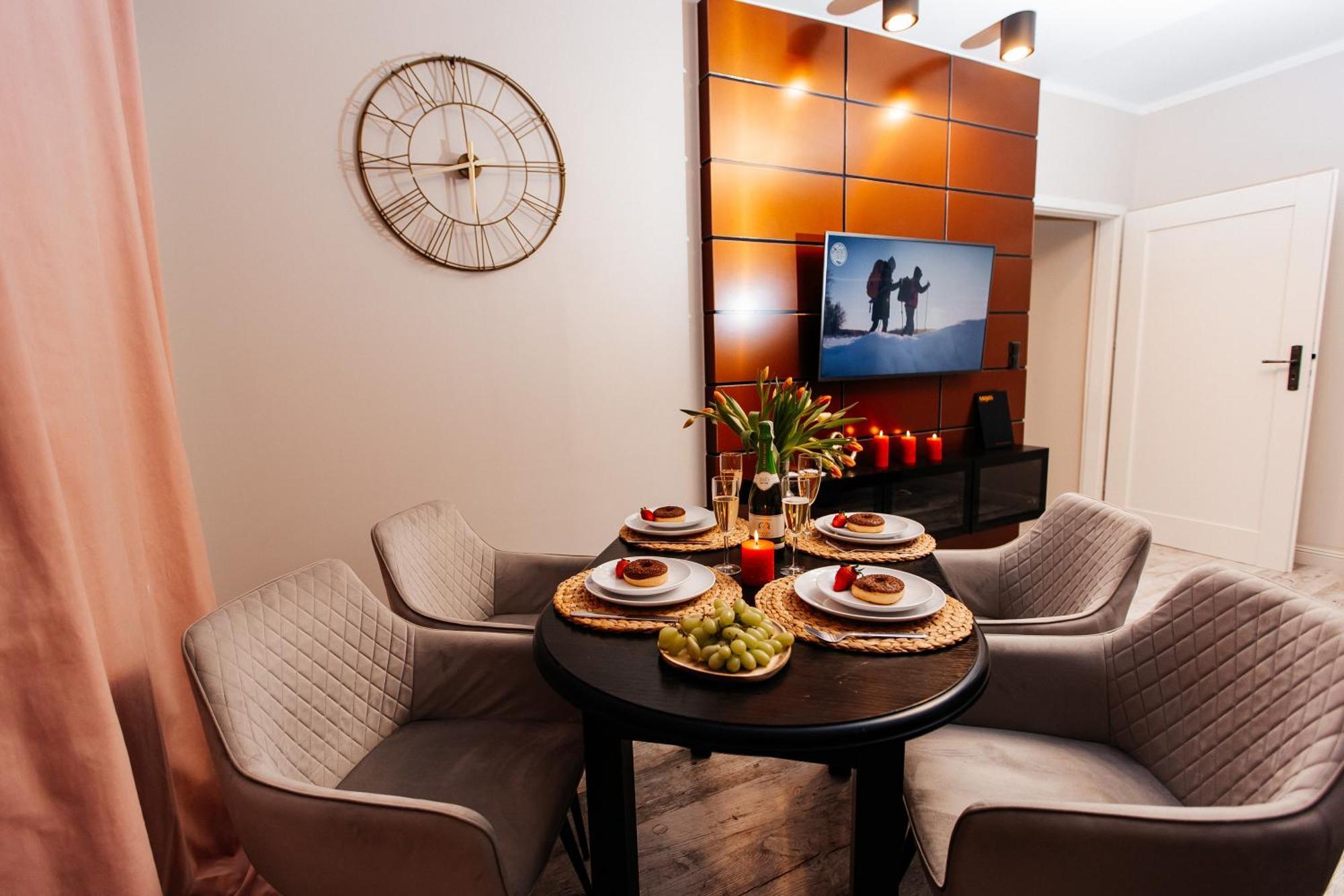 Maya'S Flats & Resorts 59 - Most Milosci Gdańsk Kültér fotó